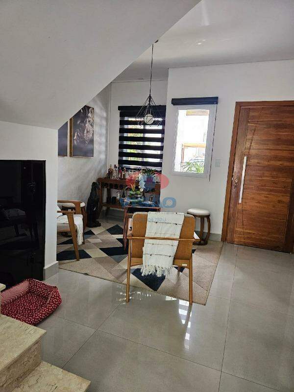 Casa em condomínio à venda no Chácara Belvedere: 