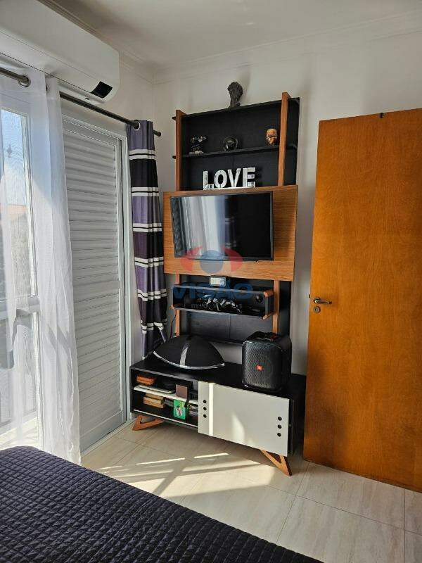 Casa em condomínio à venda no Chácara Belvedere: 