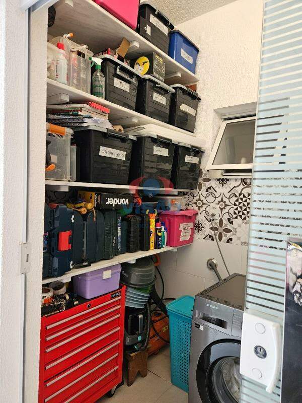 Casa em condomínio à venda no Chácara Belvedere: 