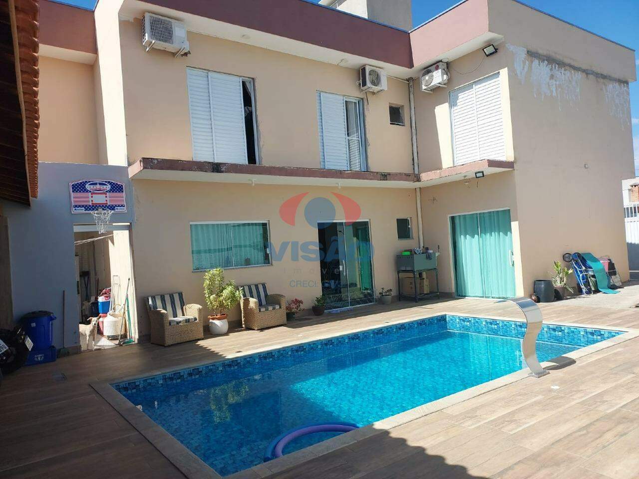 Casa - Sobrado à venda no Jardim Residencial Nova Veneza: 