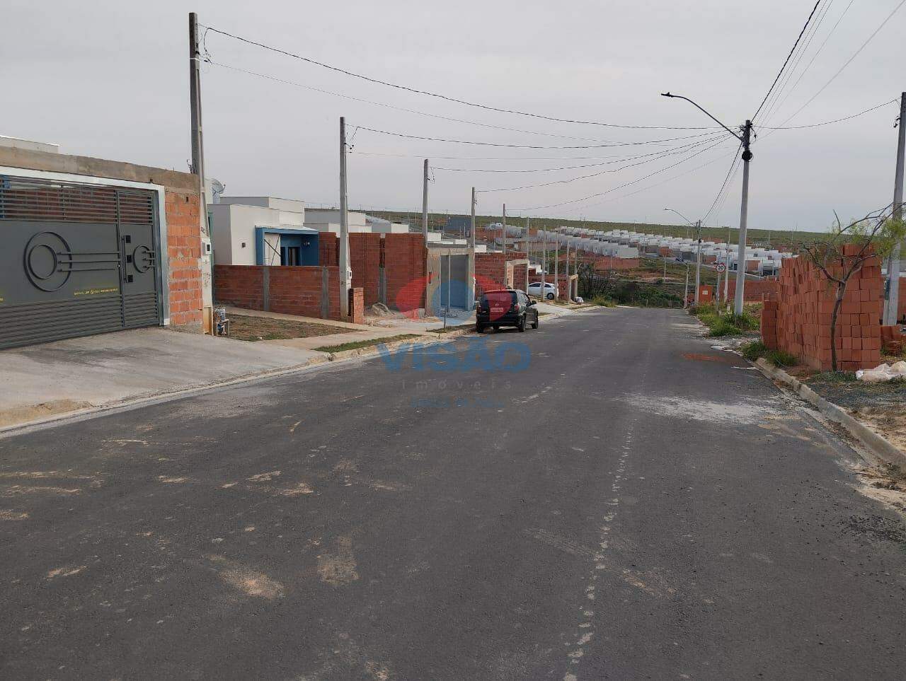 Terreno à venda no Parque Barnabé: 