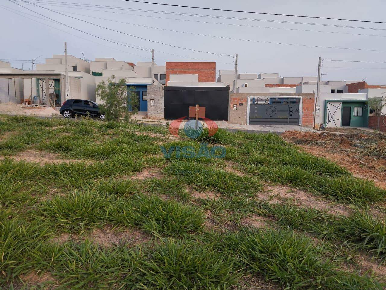 Terreno à venda no Parque Barnabé: 