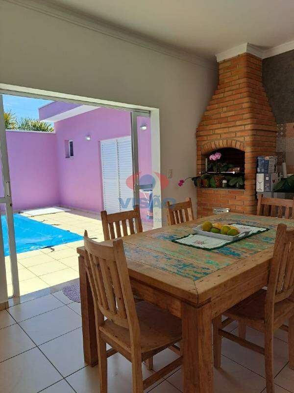 Casa à venda no Jardim Esplanada: