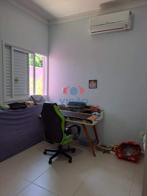 Casa à venda no Jardim Esplanada: