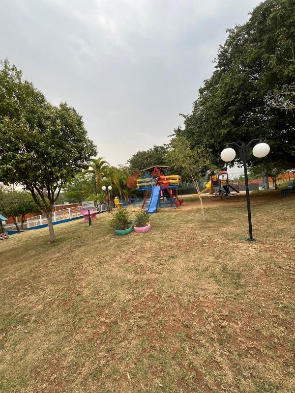 Casa em condomínio à venda no Villaggio Di Itaici: 