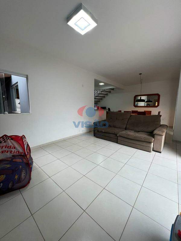 Casa em condomínio à venda no Villaggio Di Itaici: 