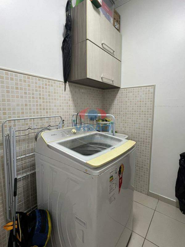 Casa em condomínio à venda no Villaggio Di Itaici: 