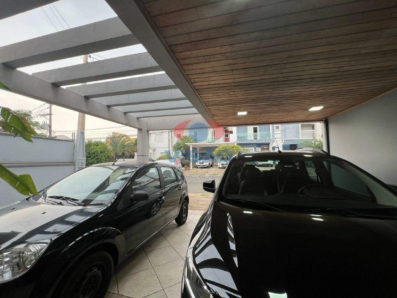 Casa em condomínio à venda no Villaggio Di Itaici: 