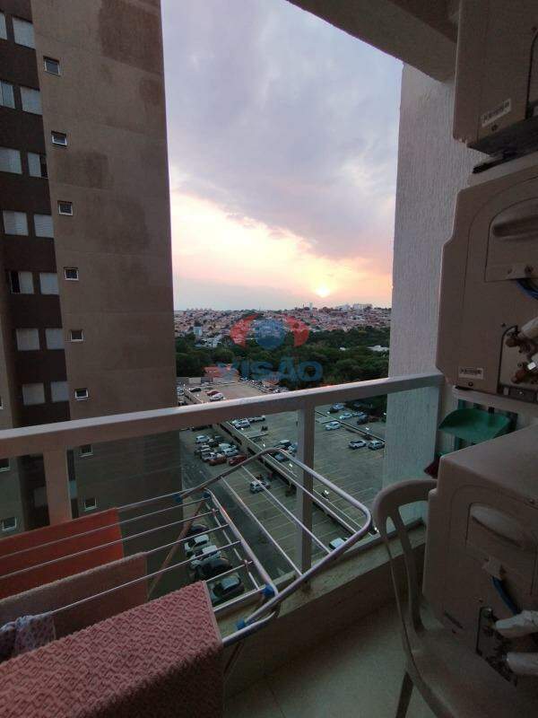 Apartamento à venda no Jardim Santiago: 