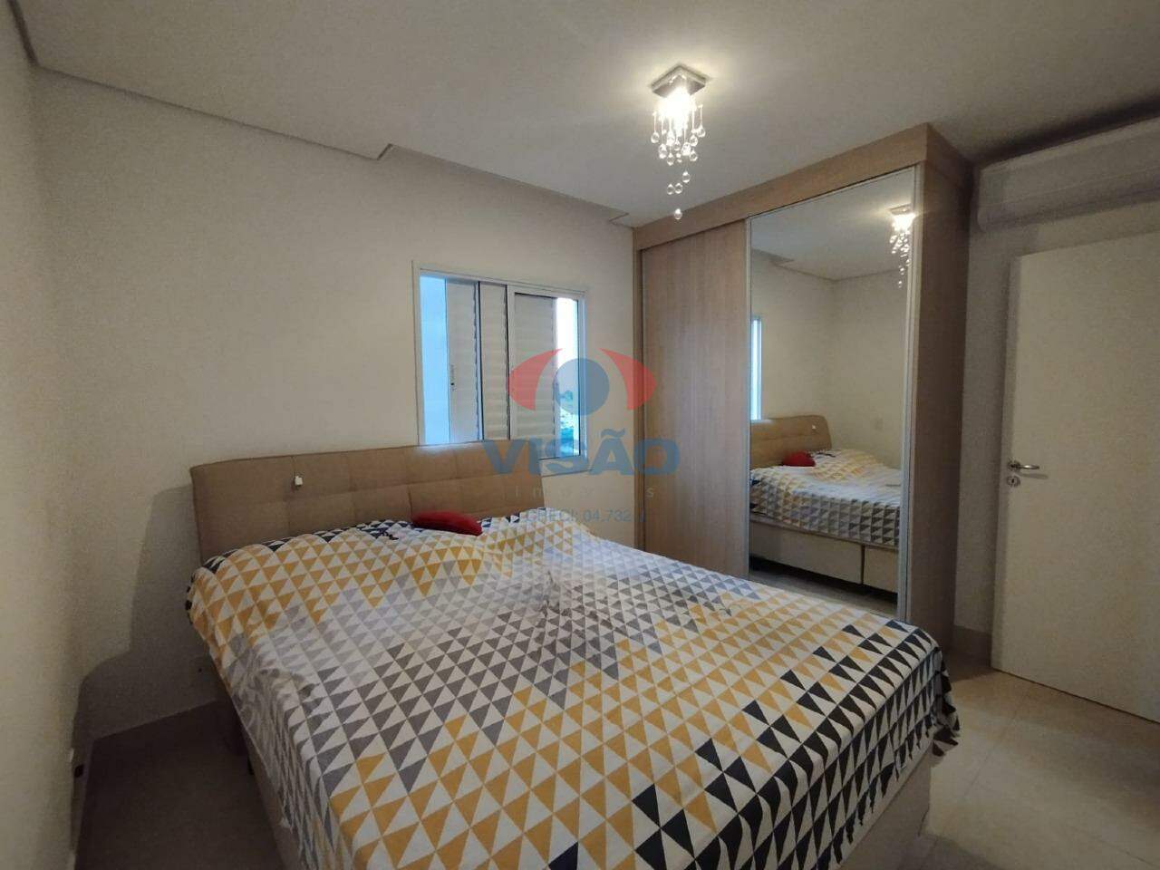 Apartamento à venda no Jardim Santiago: 