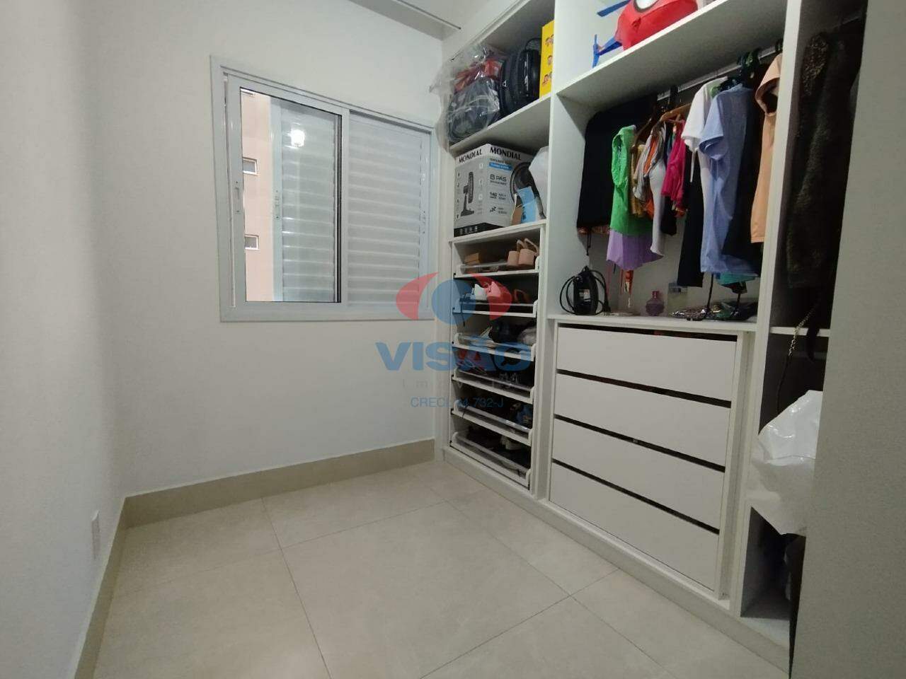 Apartamento à venda no Jardim Santiago: 