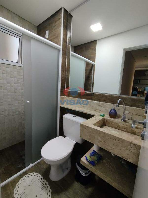 Apartamento à venda no Jardim Santiago: 