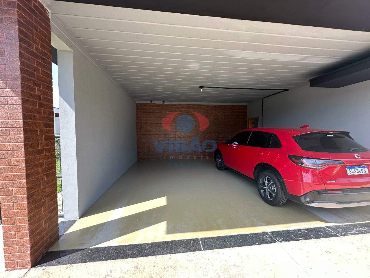 Chácara em condomínio à venda no Residencial Primavera: GARAGEM