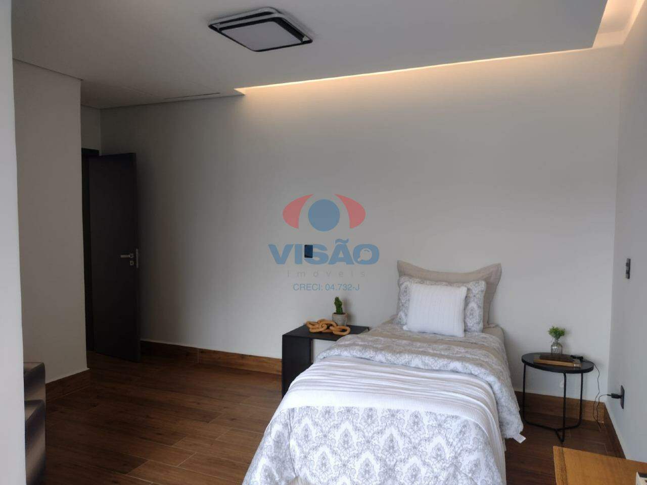 Casa em condomínio à venda no Jardim Residencial Santa Clara: 