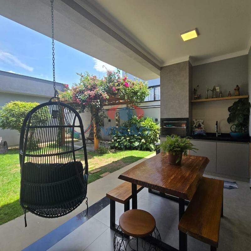Casa em condomínio à venda no Jardim Residencial Dona Maria José: 