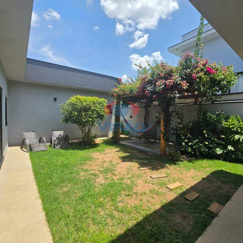 Casa em condomínio à venda no Jardim Residencial Dona Maria José: 