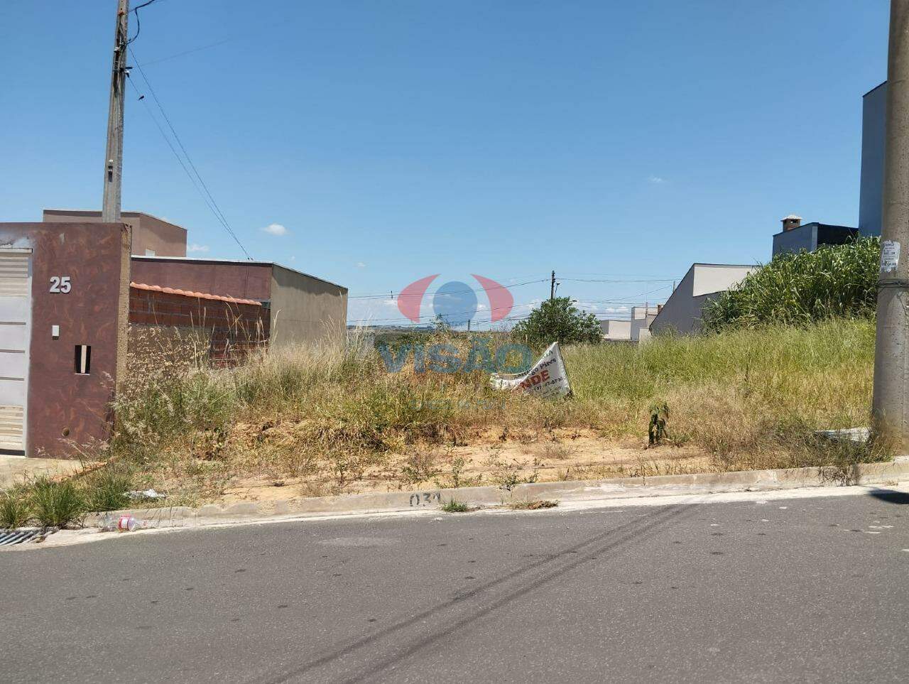 Terreno à venda no Jardim Residencial Nova Veneza: 
