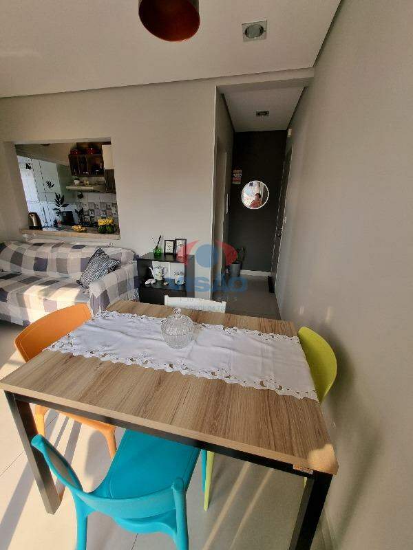 Apartamento à venda no Jardim Sevilha: 