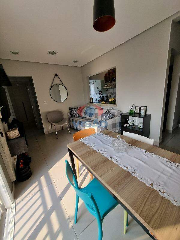 Apartamento à venda no Jardim Sevilha: 