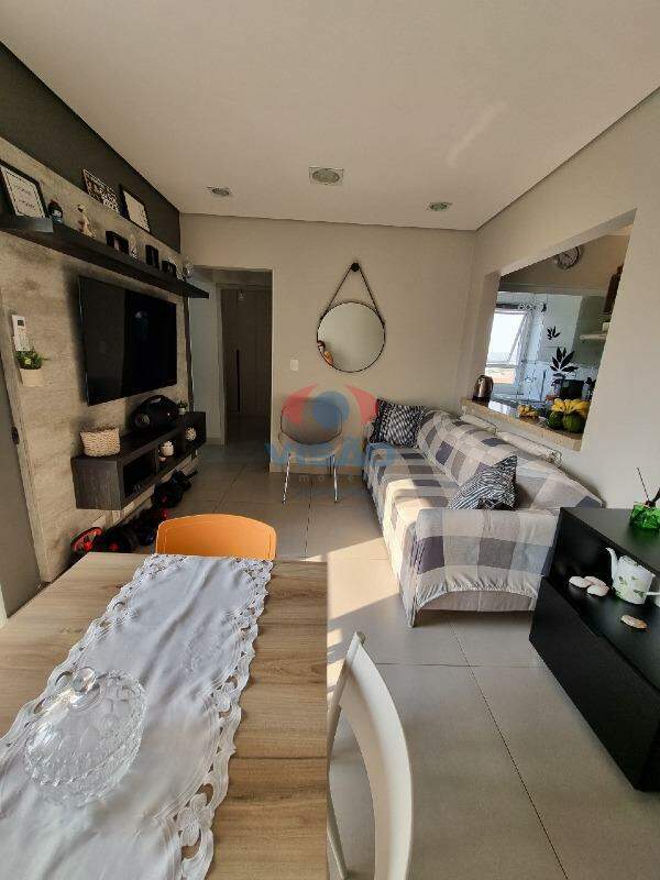 Apartamento à venda no Jardim Sevilha: 