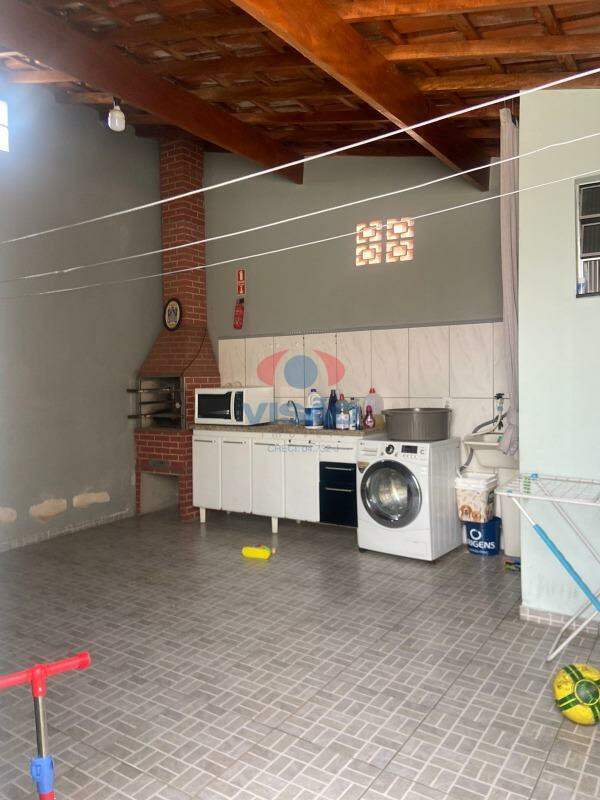 Casa à venda no Jardim Califórnia: