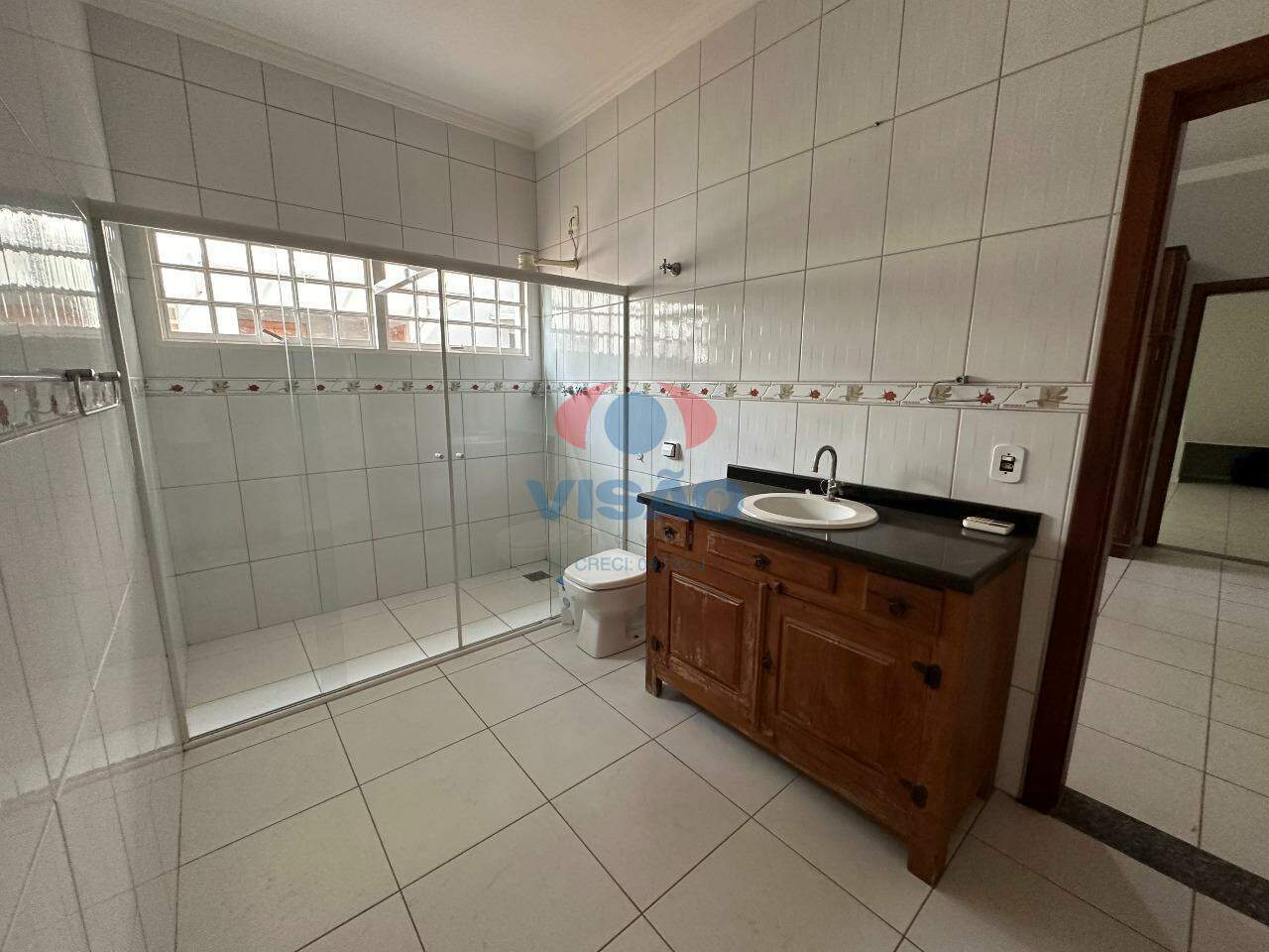 Casa em condomínio para aluguel no Jardim Portal de Itaici: 
