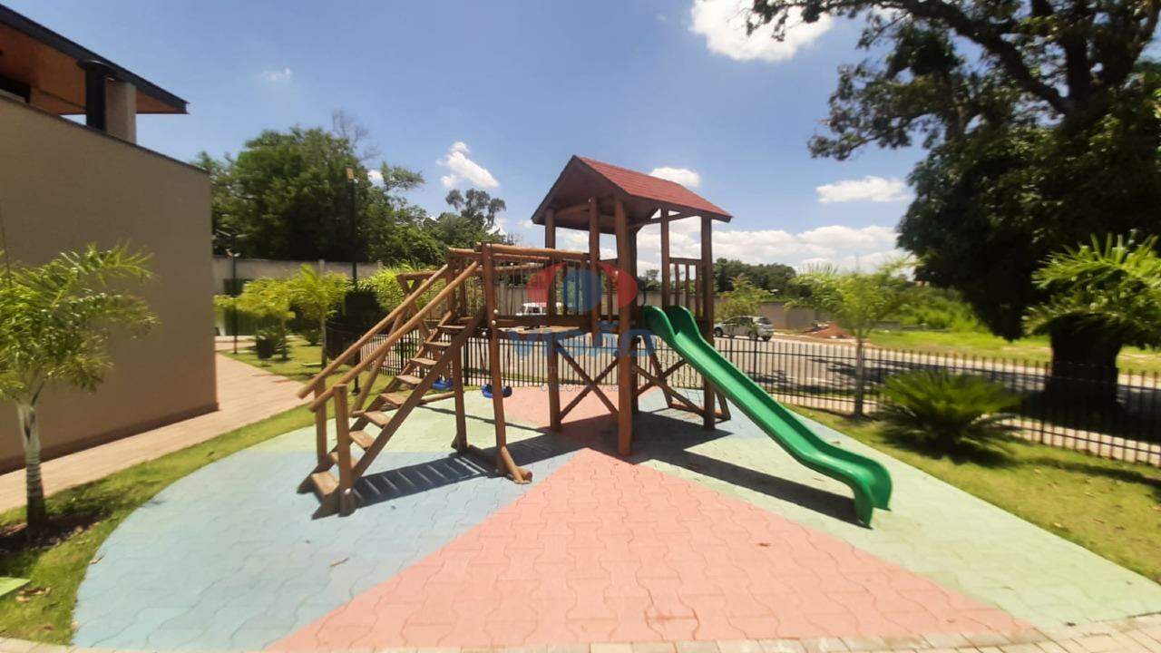 Terreno em condomínio à venda no Reserva Petrus: 