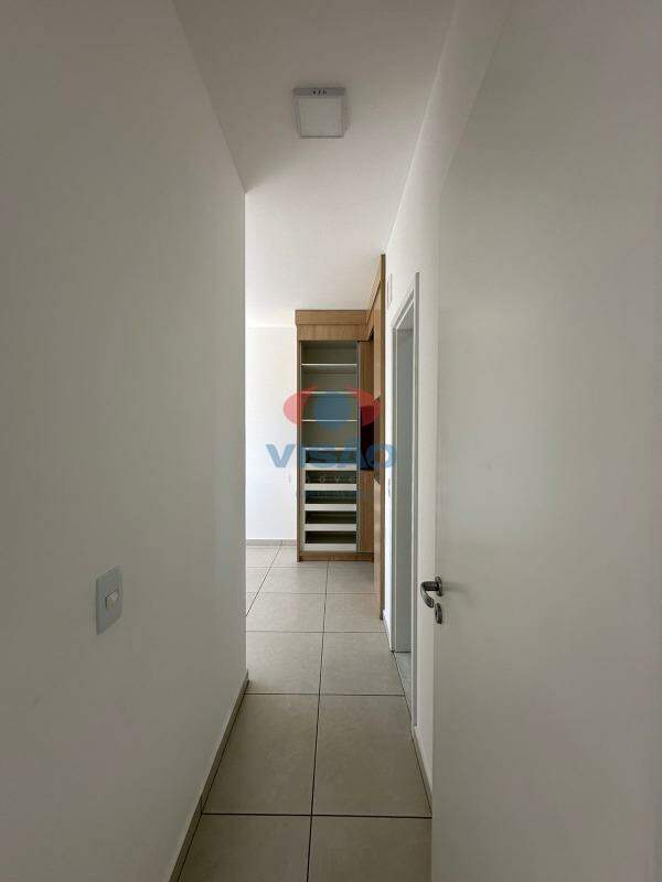Apartamento para aluguel no Bairro Pau Preto: 