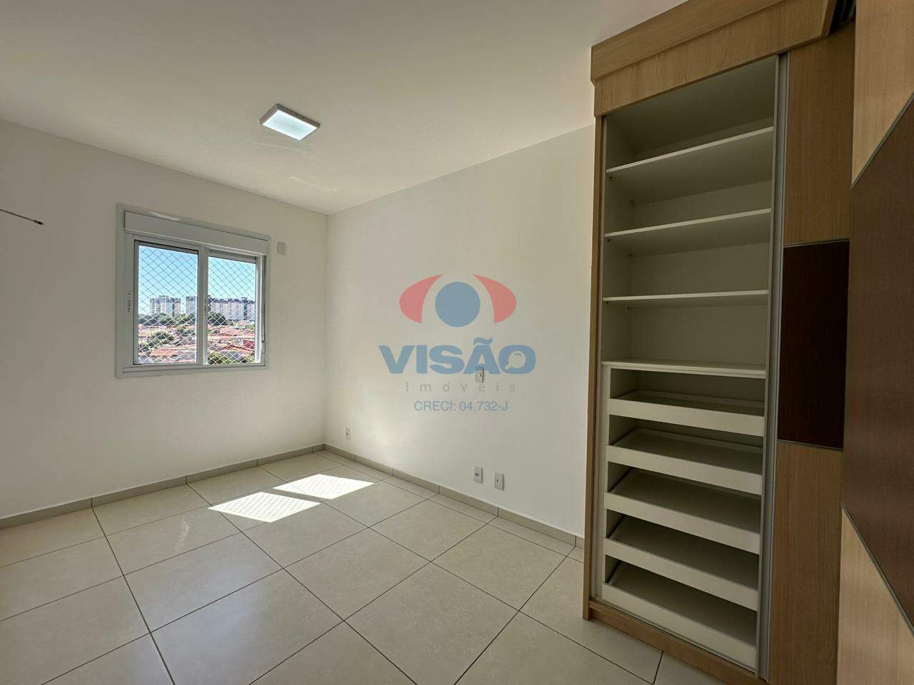 Apartamento para aluguel no Bairro Pau Preto: 