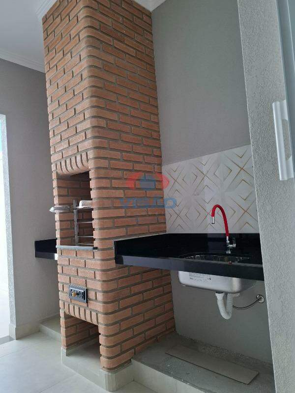 Casa à venda no Parque Barnabé: