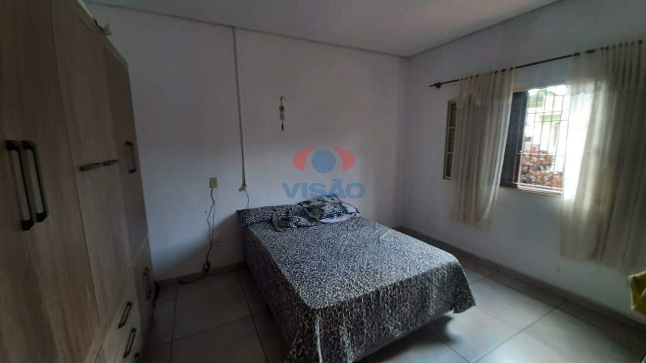 Casa à venda no Centro: 