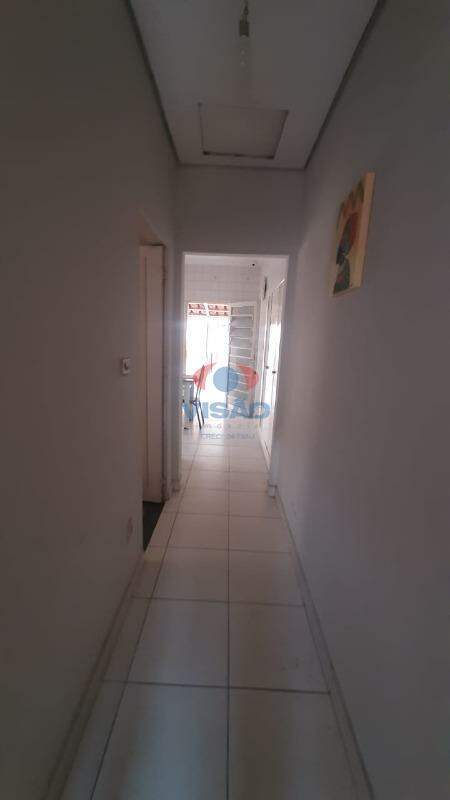 Casa à venda no Centro: 