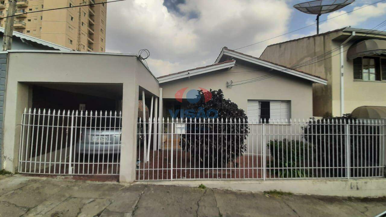 Casa à venda no Centro: 