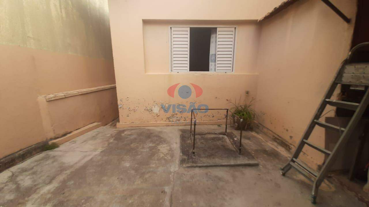 Casa à venda no Centro: 