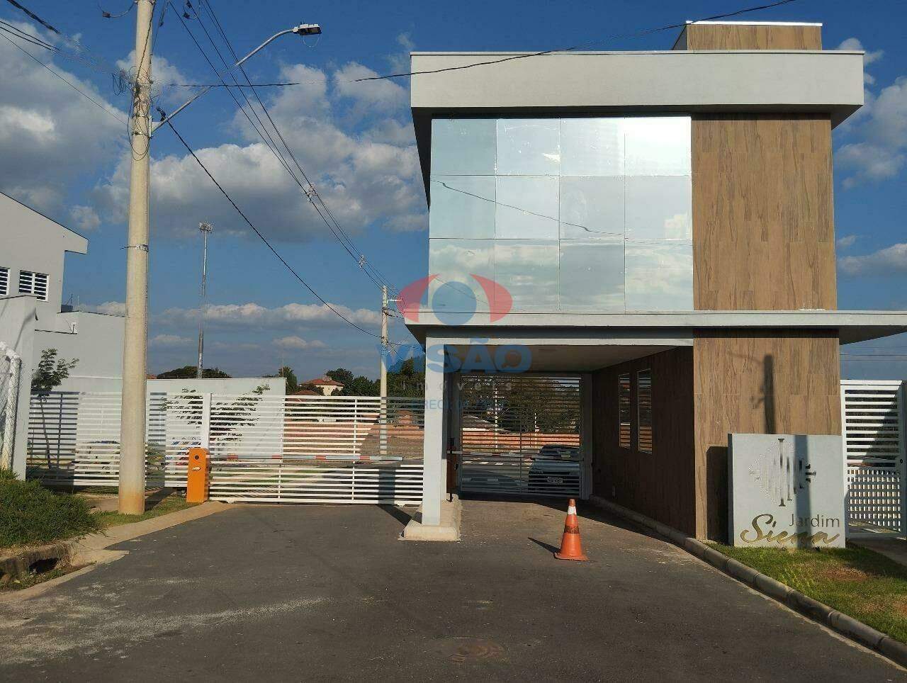 Terreno em condomínio à venda no Itaici: