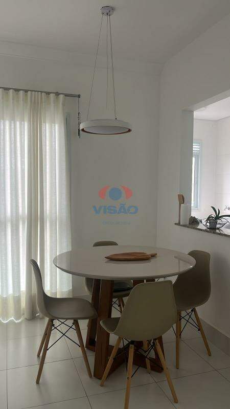 Apartamento à venda no Jardim Santiago: