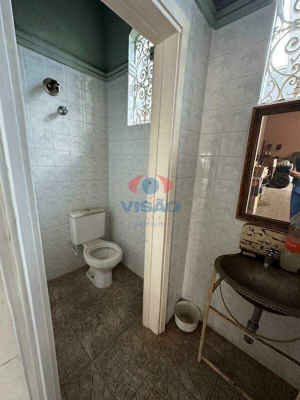 Salão para aluguel no Jardim Regina: 