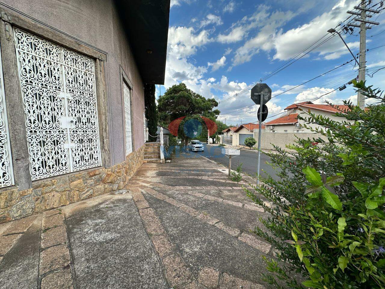 Salão para aluguel no Jardim Regina: 