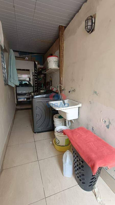 Casa à venda no Jardim Morada do Sol: lavanderia