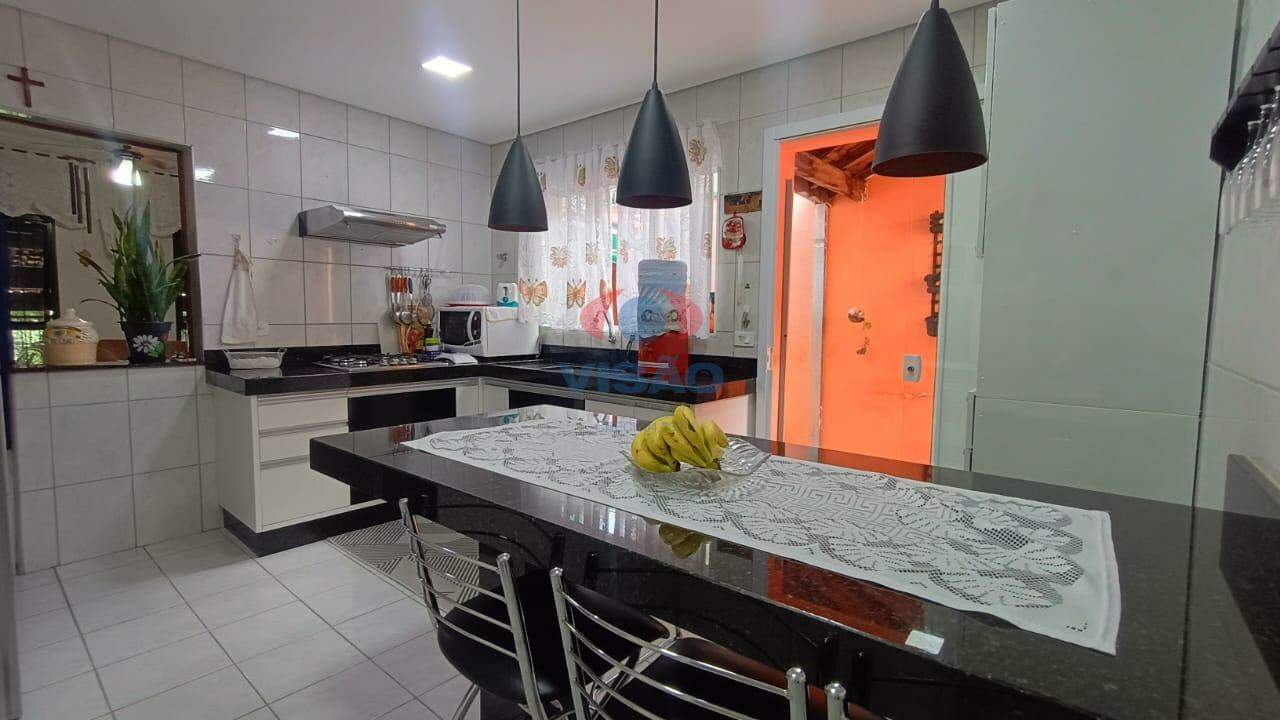 Casa à venda no Jardim Flórida: COZINHA