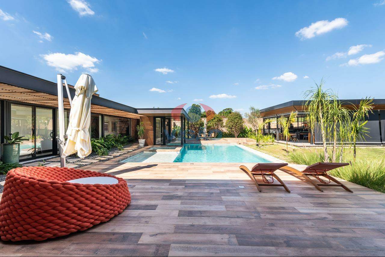 Casa em condomínio à venda no Reserva Petrus: 