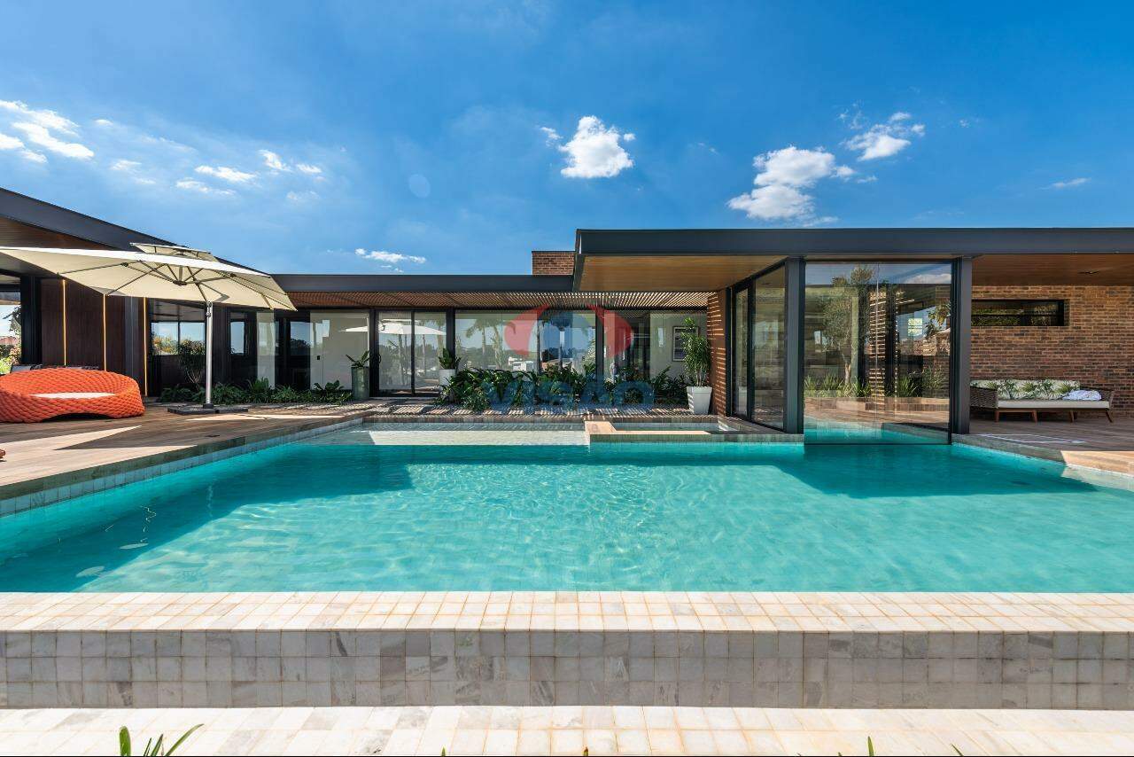Casa em condomínio à venda no Reserva Petrus: 