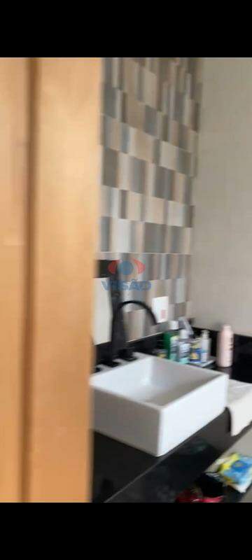 Casa à venda no Parque das Bandeiras 2: 