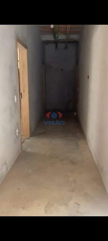 Casa à venda no Parque das Bandeiras 2: 