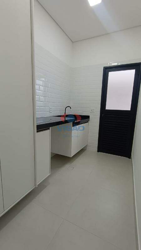 Casa - Sobrado à venda no Jardim Piemonte: Lavanderia