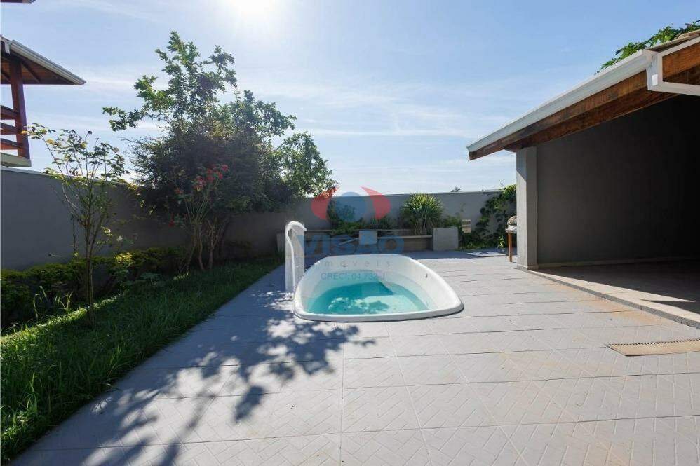Casa - Sobrado à venda no Jardim Regina: 