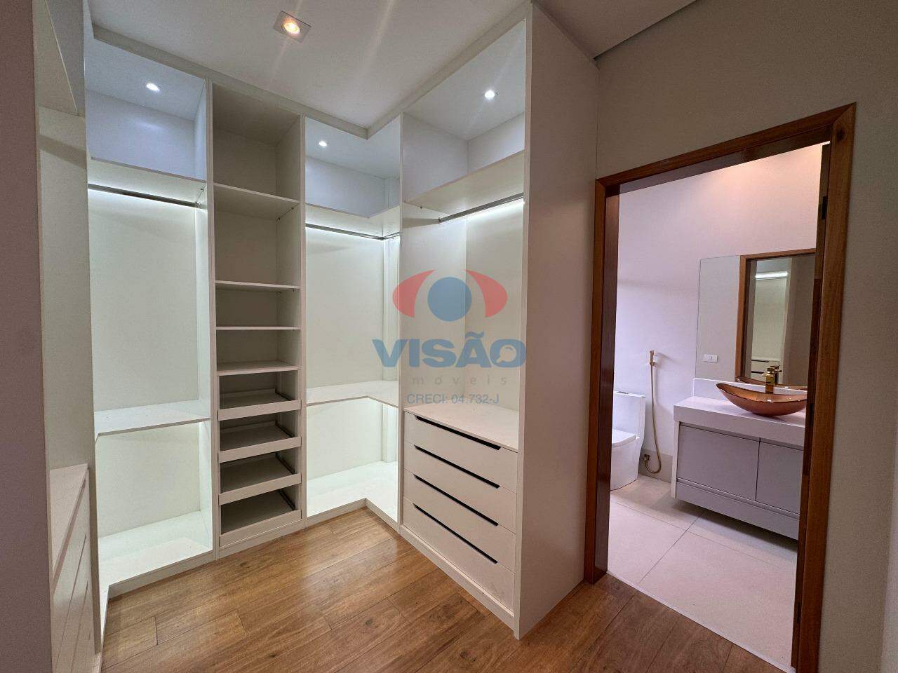 Casa - Sobrado à venda no Residencial Central Parque: CLOSET 