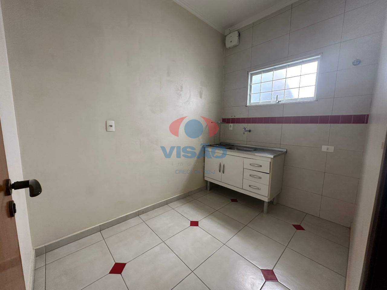 Salão para aluguel no João Pioli: 