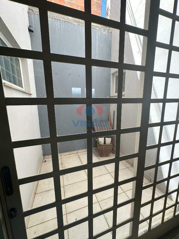 Salão para aluguel no João Pioli: 