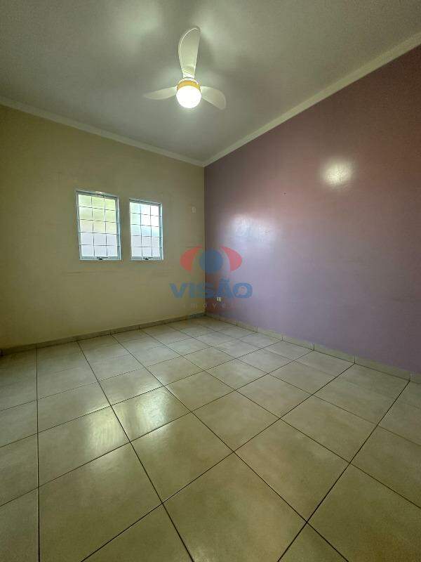 Salão para aluguel no João Pioli: 